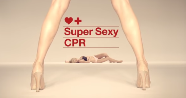 【直指導希望】スペイン警察制作の心肺蘇生ビデオがセクシーすぎる