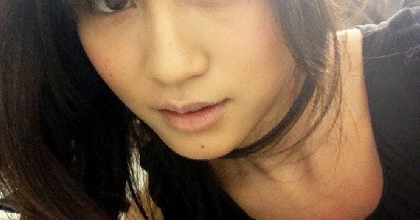 【お胸さんポロリ】素人美女があまりにもサービスしすぎな自撮りをうｐぅぅぅん