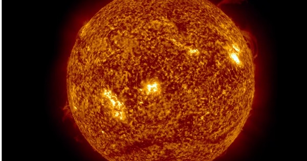 【大迫力宇宙】ハンパない！太陽を４Ｋ動画で見てみた結果・・・